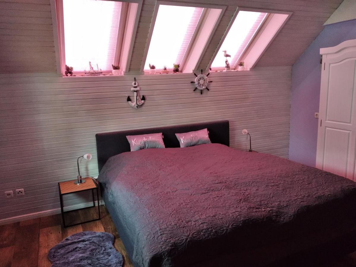 Ferienwohnung "Kunterbunt" Mit Burgblick Und Dachterrasse มอนเชา ภายนอก รูปภาพ
